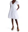 Never A Wallflower Elle Short Dress In White In Multi