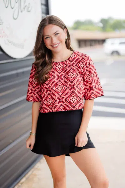 Never A Wallflower Kristy Short Sleeve Crop Top In Bandana In Red