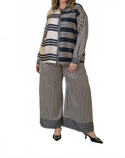 Never Fully Dressed Mono Stripe Roz Shirt - Plus In Black And White Stripe