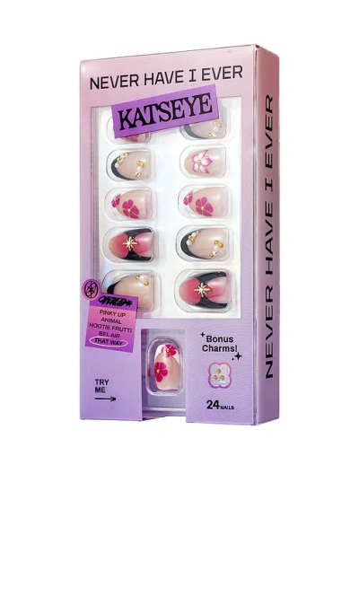 Never Have I Ever X Katseye Press-on Nails In That Way