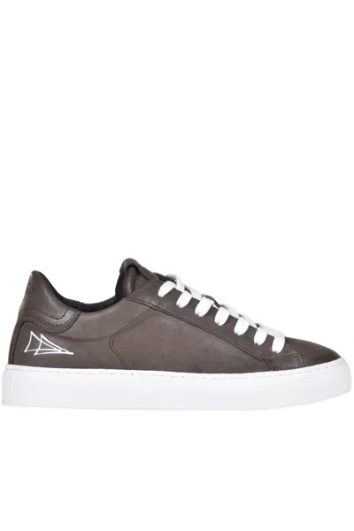 Nevver La Tennis Leather Sneakers In Brown