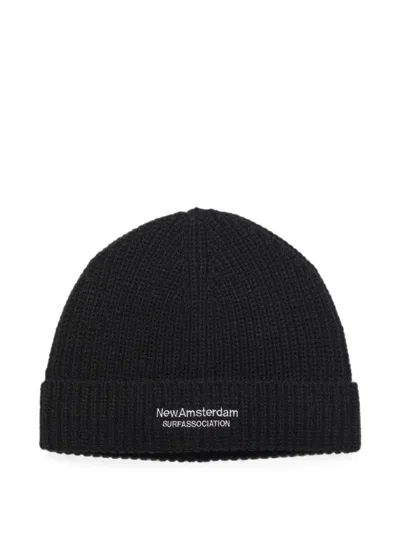 New Amsterdam Logo-print Ribbed Beanie Hat In Black
