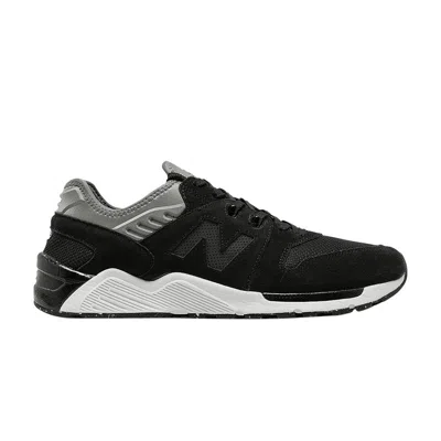 Pre-owned New Balance 009 Suede In Black