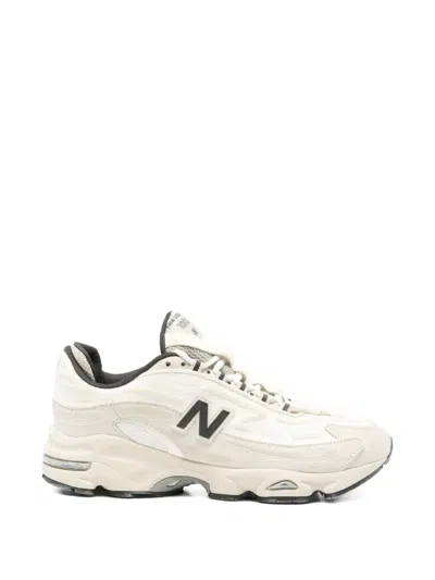 New Balance 1000 Lace-up Sneakers In Neutral
