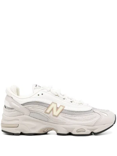 New Balance Sneakers In Grey
