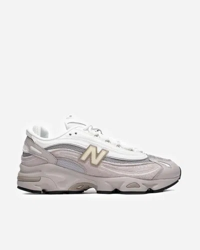 New Balance Brights Embroidered Leather Sneakers In Beige