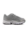 New Balance 140 Logo-detail Sneakers In Gray