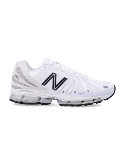 New Balance 1906 Running Sneakers In White