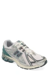 New Balance 1906 Sneaker In Silver And Gray-white