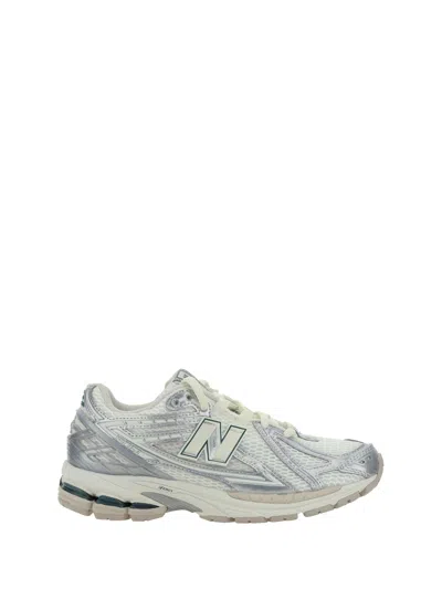 New Balance 1906 Grey And White Low Top Sneakers With Logo Detail In Mix Of Tech Materials Woman In Gray
