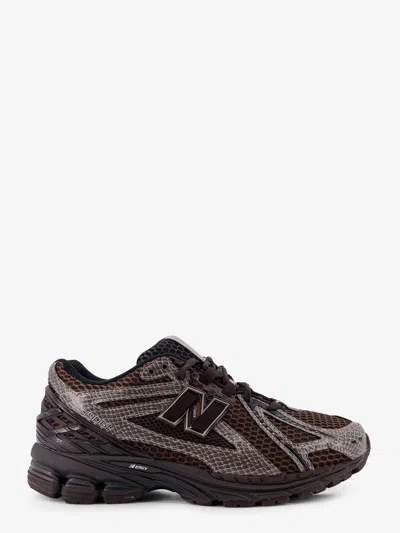 New Balance 19062 Mesh Sneakers With Logo On The Side In Brown