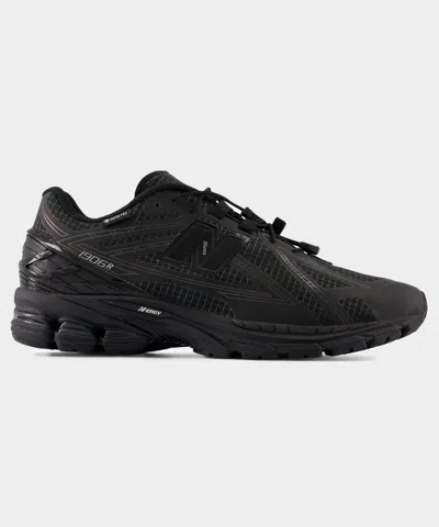 New Balance 1906r Sneaker In Black