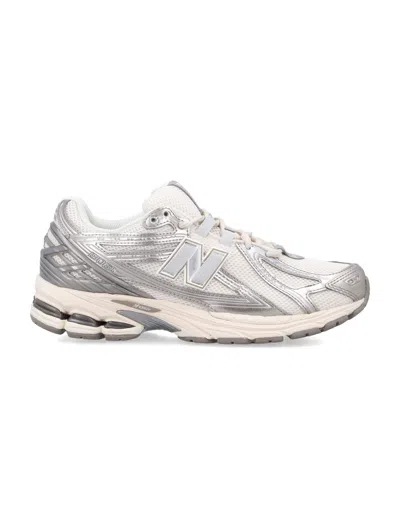 New Balance 1906r In White