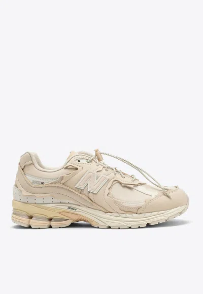 New Balance 2002 Low-top Sneakers In Sandstone Leather In Neutral