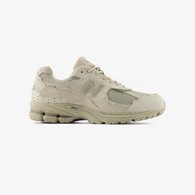 New Balance Sand Suede And Mesh 2002dx Protection Pack Sneakers In White