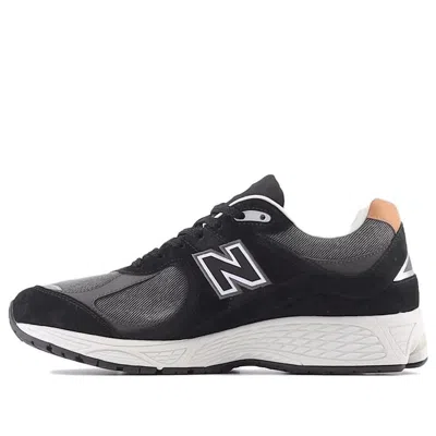 New Balance Unisex 2002r In Black/brown/grey