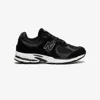 New Balance Mens Black White 2002 Logo-patch Suede And Mesh Low-top Trainers In Black