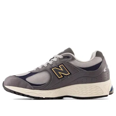 New Balance Men's 2002r In Grey/blue/brown