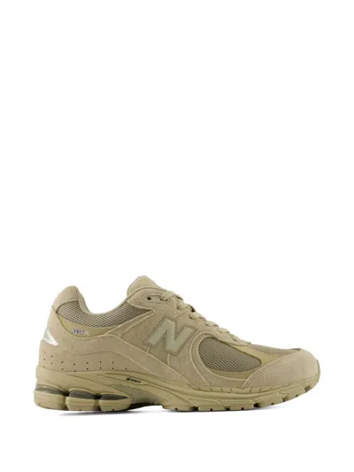 New Balance 2002r Logo-detail Sneakers In Brown