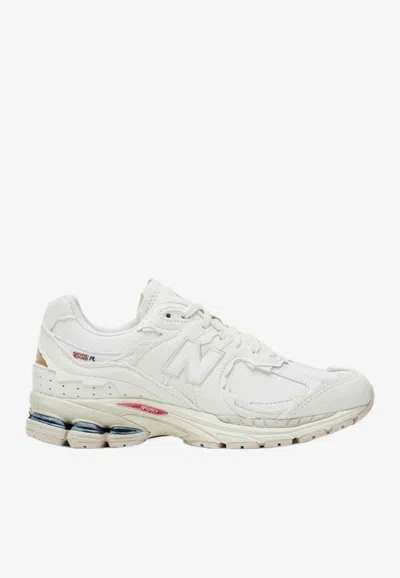 NEW BALANCE 2002R LOW-TOP SNEAKERS