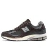 New Balance Unisex 2002r