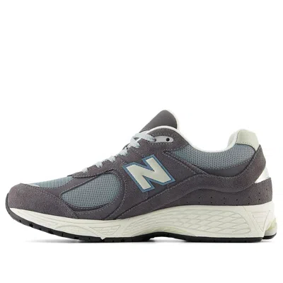 NEW BALANCE NEW BALANCE 2002R 'MAGNENT LEAD'