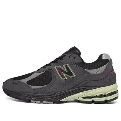 New Balance 2002r 'magnet Hi-pink' In Black/pink