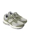 New Balance 2002r Mesh Panelled Sneakers In Green