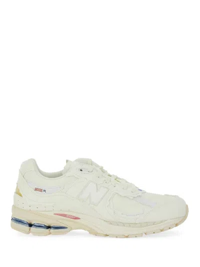 NEW BALANCE "2002R PROTECTION PACK" SNEAKER