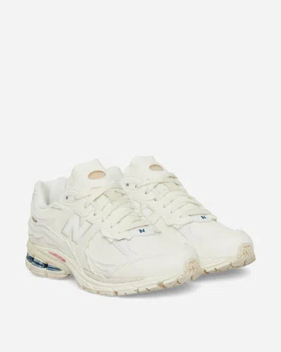 New Balance 2002r  Protection Pack  Sneakers Sea Salt / In White