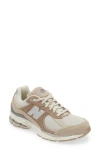 New Balance 2002r Sneaker In Driftwood/sandstone