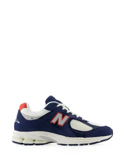 New Balance 2002r Sneakers In Black