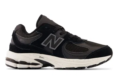 Pre-owned New Balance 2002r Sneakers In Black/phantom