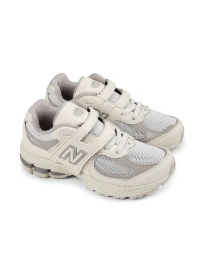 NEW BALANCE 2002R SNEAKERS