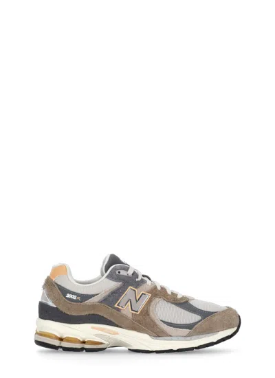 New Balance 2002r Sneakers In Tan/green