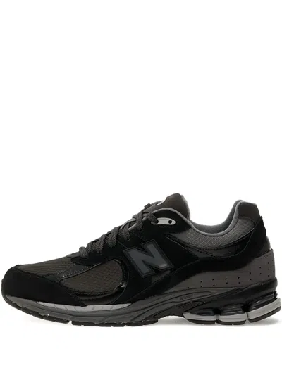 New Balance 2002r Suede Trainers In Black
