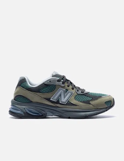 NEW BALANCE 2010