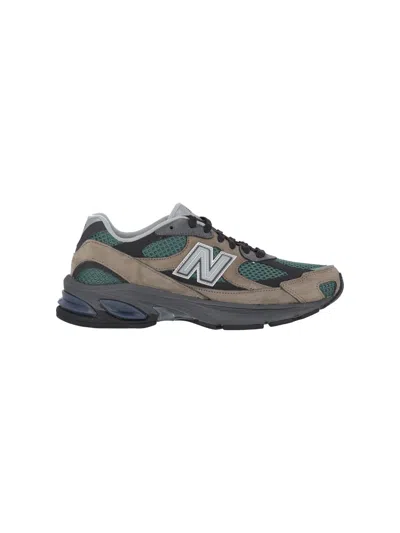 NEW BALANCE 2010 SNEAKERS