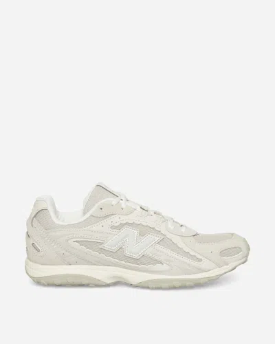New Balance 204l Sneakers Sea Salt / Linen In Neutral