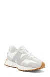 New Balance 327 Sneaker