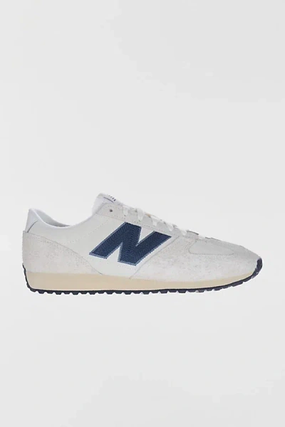 New Balance 471 Sneaker In Timberwolf/angora, Women's At Urban Outfitters In Gray