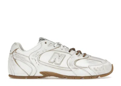 Pre-owned New Balance 530 Sl Miu Miu (women's) Sneakers In White/gum