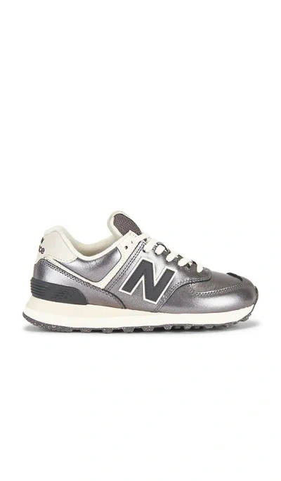 New Balance 574 Sneaker In Silver