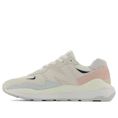 New Balance Men's 57/40 In White/pink