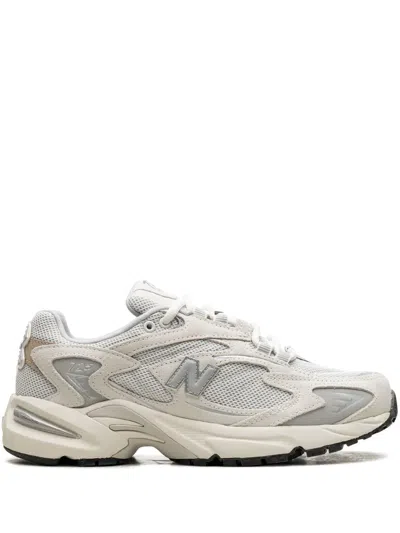 New Balance 725v1 "sea Salt" Sneakers In Nude