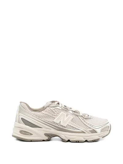 New Balance 740 Panelled Sneakers In Neutral