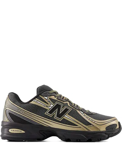 New Balance U740bd2 Panelled Sneakers In Multi