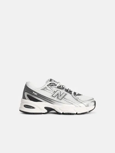New Balance '740' White Fabric Blend Sneakers