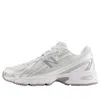 New Balance Unisex Sneaker  - 740 - White