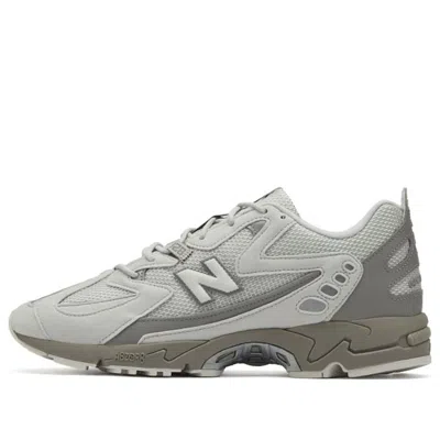 New Balance 828 Series Beige/gray